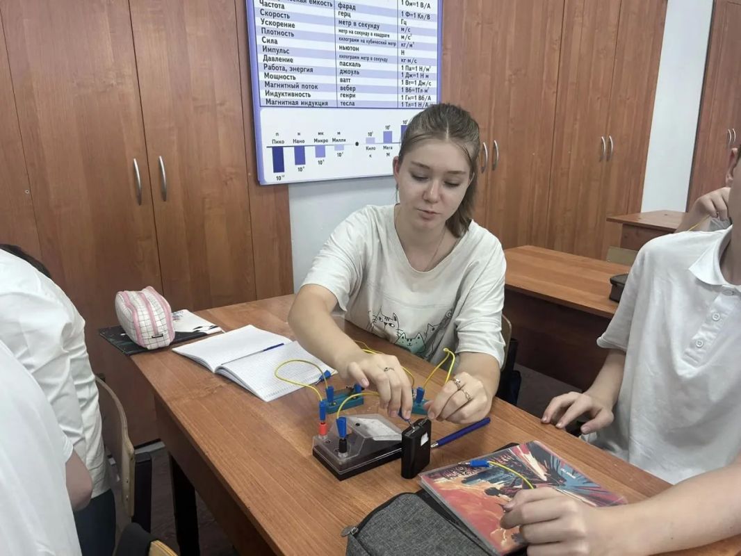 Умение строить машины пригодится школьникам Автозаводского района Умение строить машины пригодится школьникам Автозаводского района