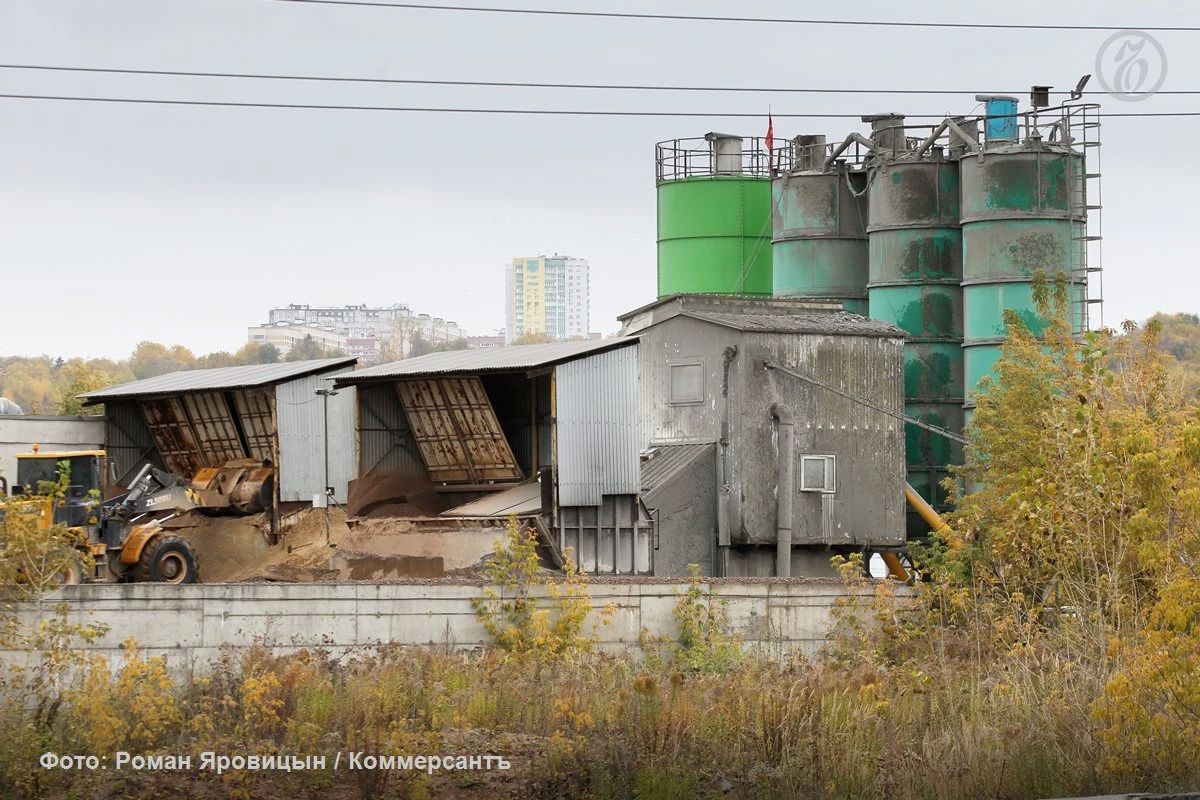 Арбитражный суд Нижегородской области проверяет обоснованность требований Сбербанка о банкротстве ООО «Бетонный завод Вектор» — бизнеса семьи бывшего вице-мэра Нижнего Новгорода Ильи Штокмана, которого вместе с братом...