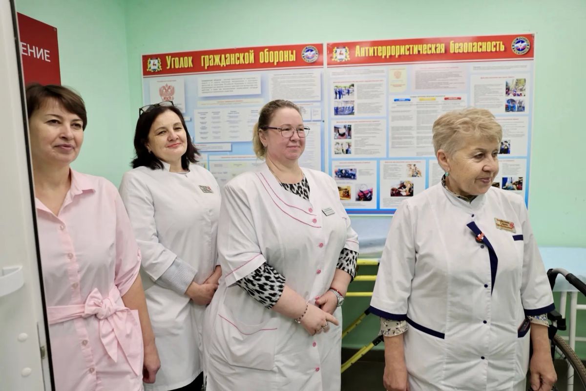 Глеб Никитин: В Уразовской центральной районной больнице осмотрел стационар, он рассчитан на 64 койки: 39 - круглосуточного пребывания, включая терапевтические, неврологические, инфекционные, интенсивную терапию и КСУ Глеб Никитин: В Уразовской центральной районной больнице осмотрел стационар, он рассчитан на 64 койки: 39 - круглосуточного пребывания, включая терапевтические, неврологические, инфекционные, интенсивную терапию и КСУ