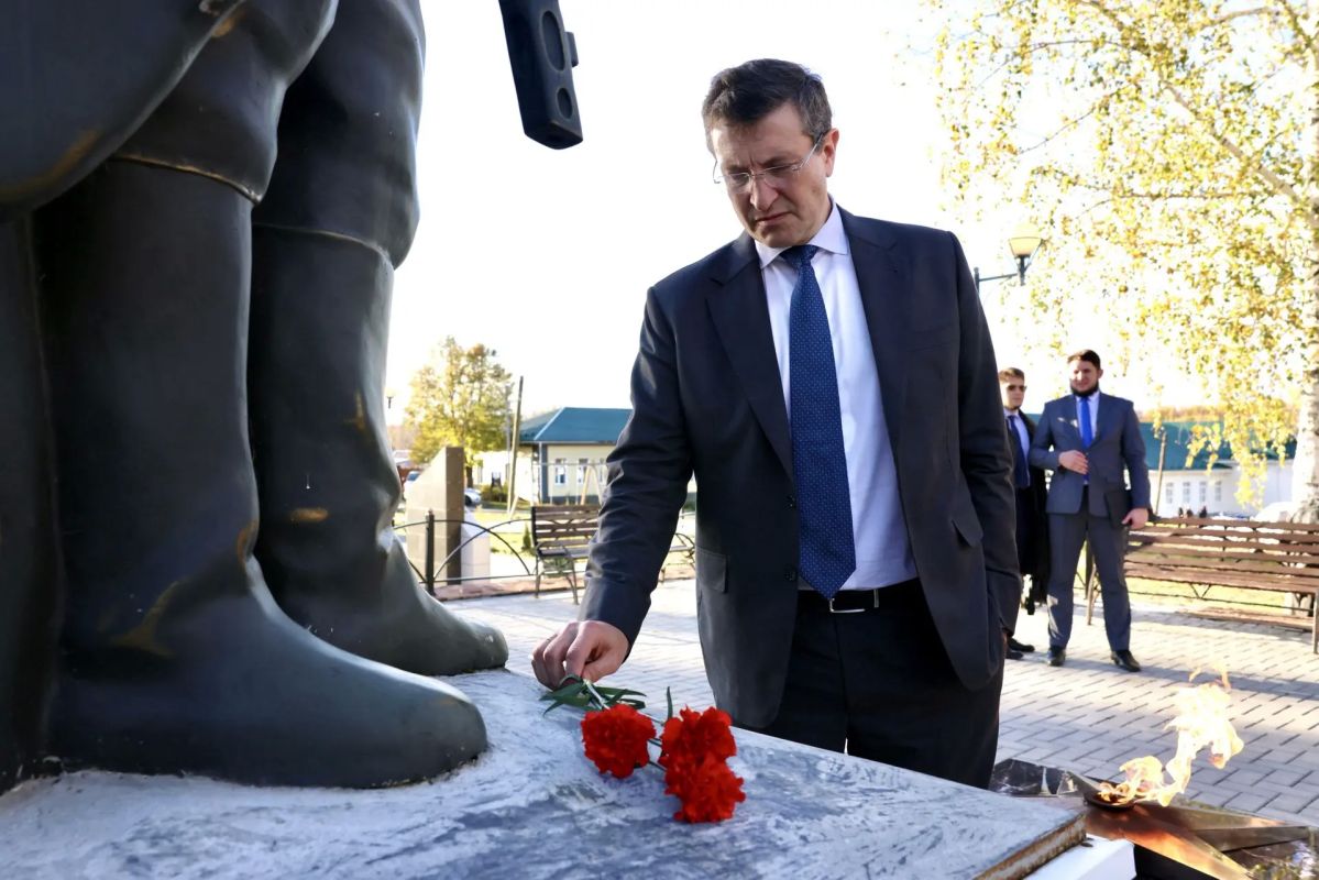 Глеб Никитин: Посетил Дом культуры в селе Ачка после масштабной реконструкции Глеб Никитин: Посетил Дом культуры в селе Ачка после масштабной реконструкции