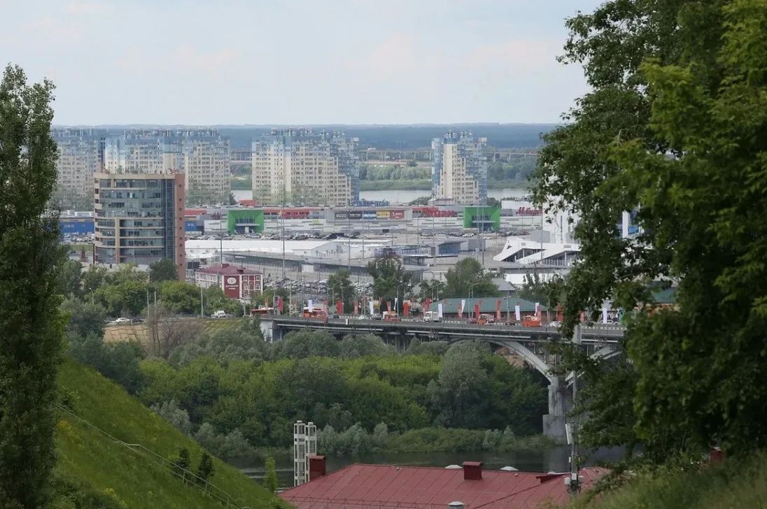 Камера на Канавинском мосту начала фиксировать новые нарушения ПДД