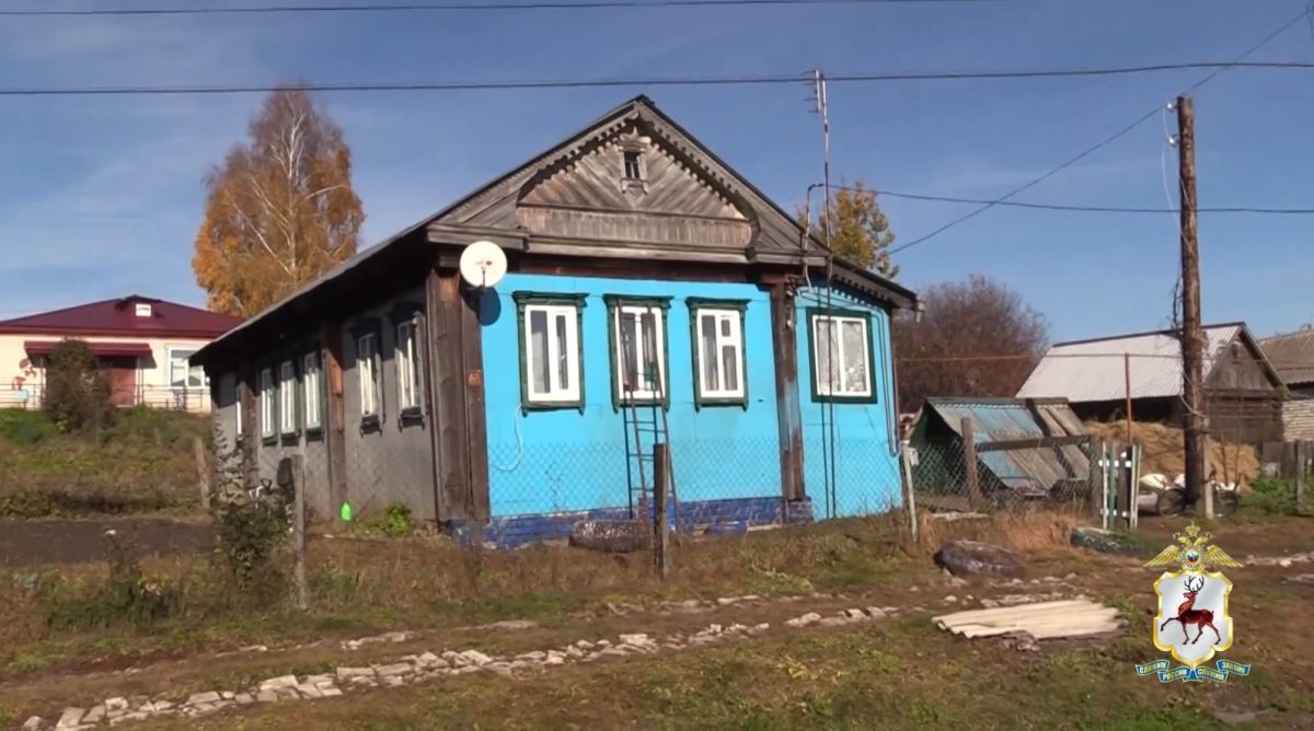 Полицейский из Сеченова спас многодетную семью из горящего дома