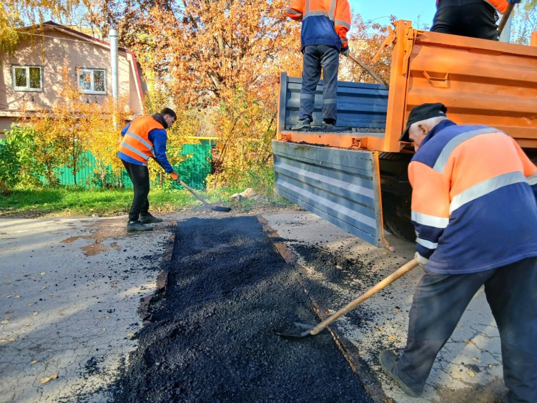 В Ленинском районе практически полностью выполнен план по карточному ремонту дорог В Ленинском районе практически полностью выполнен план по карточному ремонту дорог