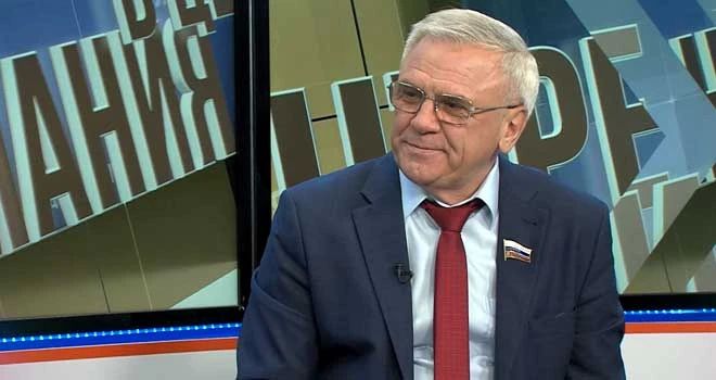 «В центре внимания с Евгением Люлиным»