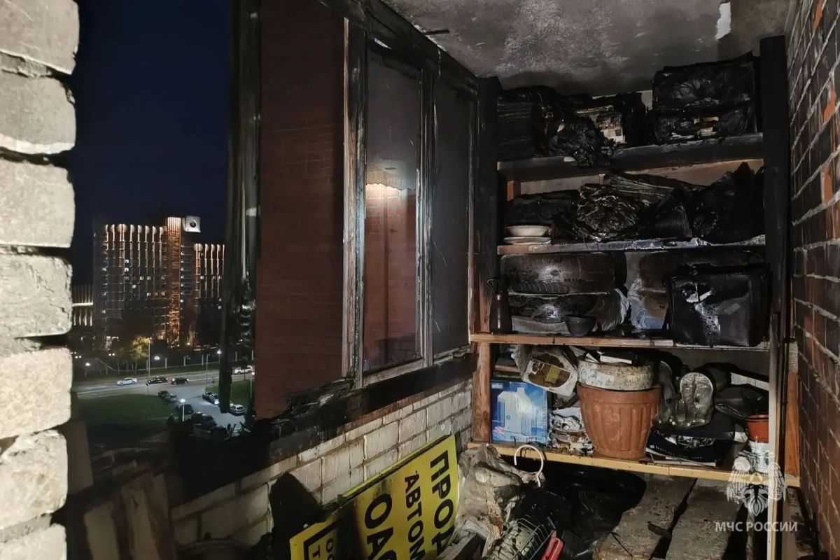 38 человек эвакуировали из горящего дома на Казанском шоссе в Нижнем Новгороде