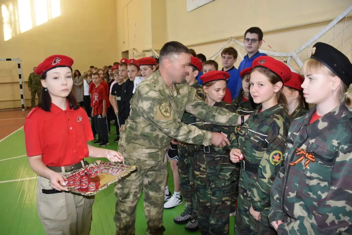 В год 10-летия ведомства и 215-летия войск правопорядка в Ардатове Нижегородской области прошли военно-патриотические соревнования В год 10-летия ведомства и 215-летия войск правопорядка в Ардатове Нижегородской области прошли военно-патриотические соревнования