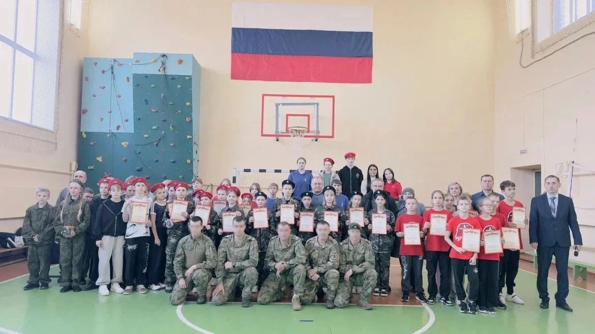 В год 10-летия ведомства и 215-летия войск правопорядка в Ардатове Нижегородской области прошли военно-патриотические соревнования