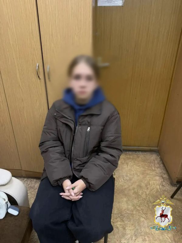 «Молодо и зелено»: растительный наркотик обнаружили наркополицейские у двоих нижегородцев «Молодо и зелено»: растительный наркотик обнаружили наркополицейские у двоих нижегородцев